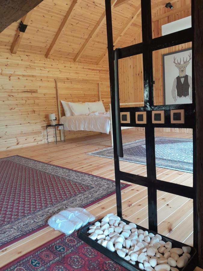 Nica Wood Villa Sremska Kamenica Exteriör bild