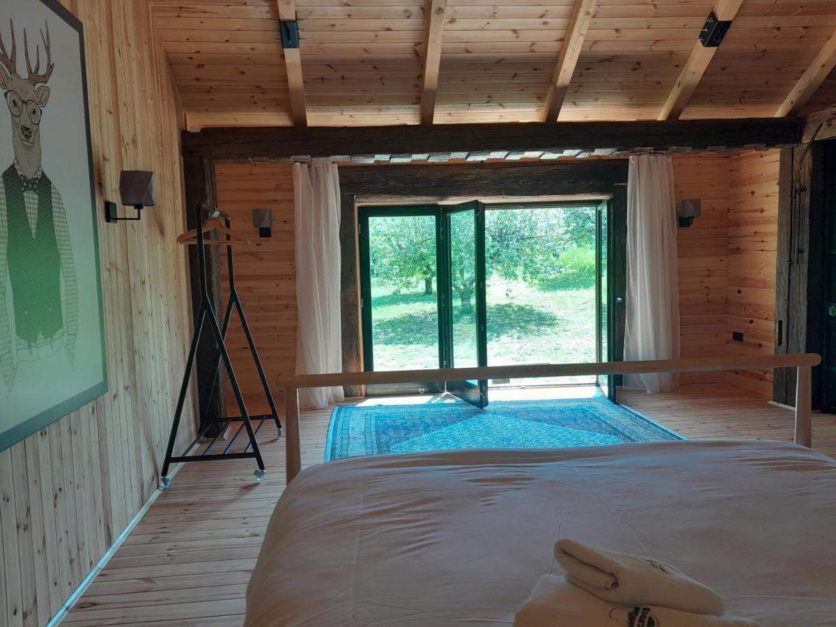 Nica Wood Villa Sremska Kamenica Exteriör bild