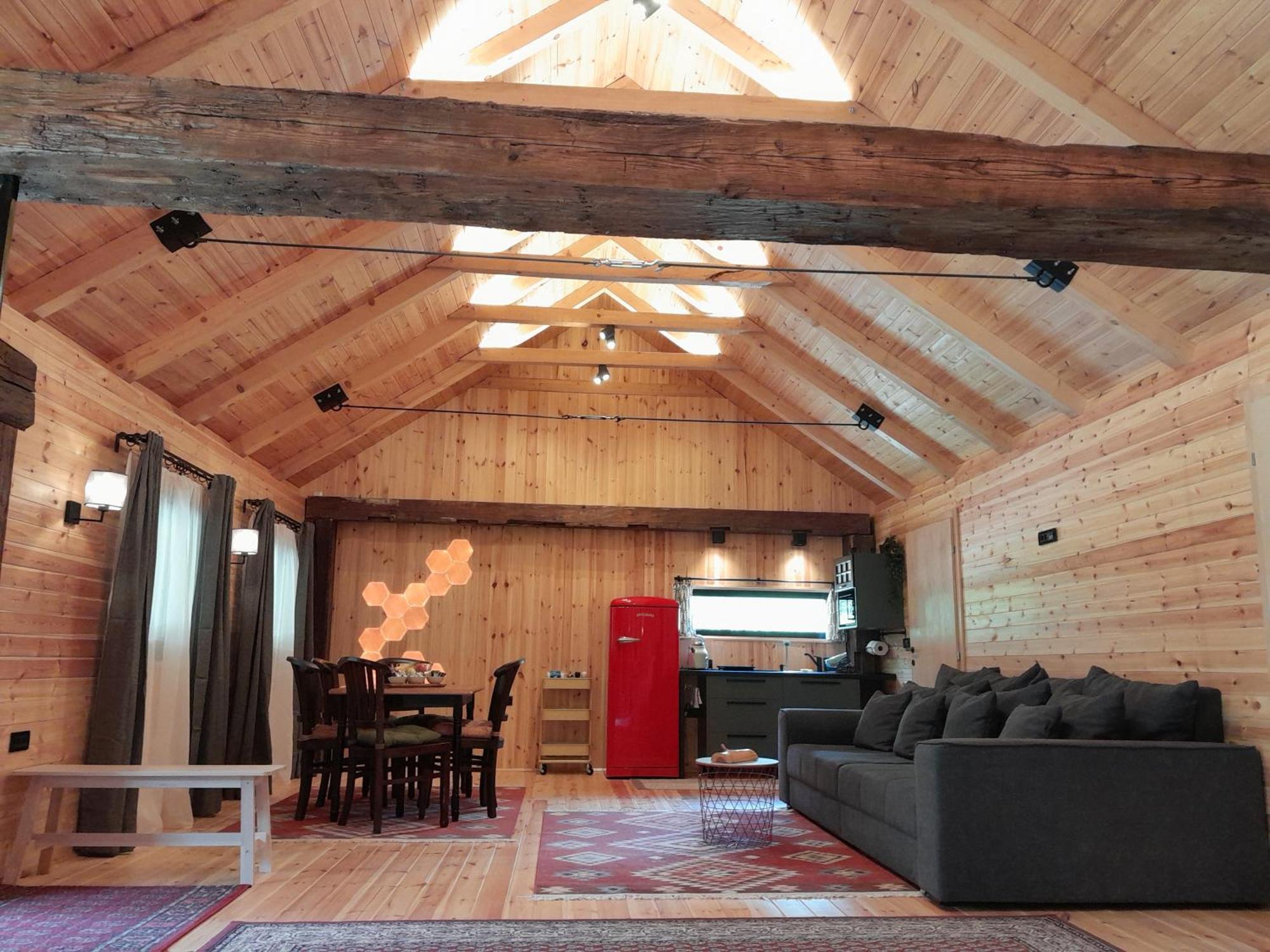 Nica Wood Villa Sremska Kamenica Exteriör bild